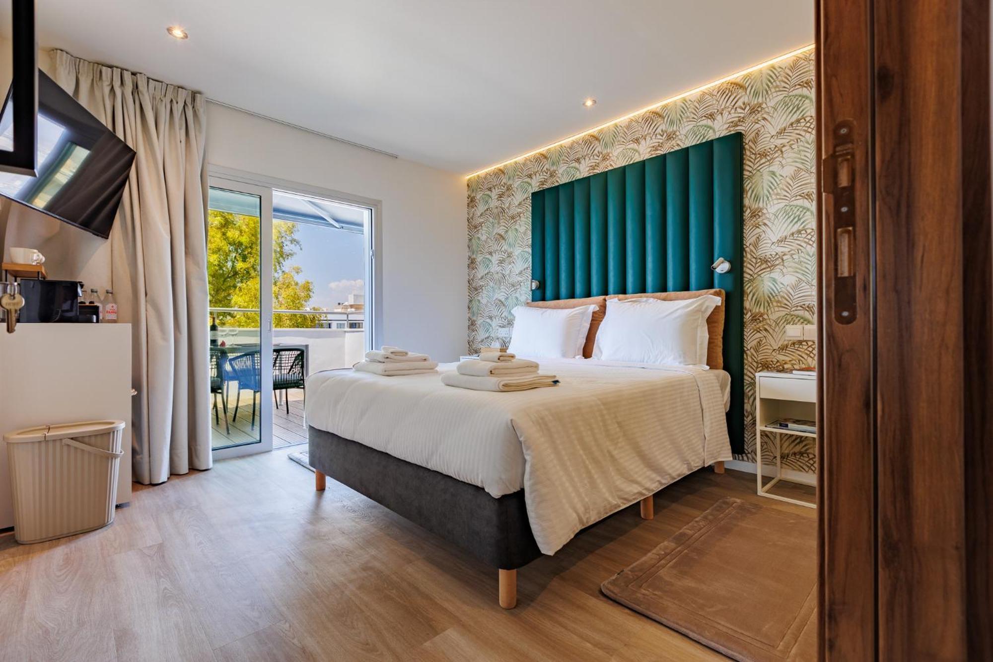 The Palm Suites - Adults Only Лимасол Экстерьер фото